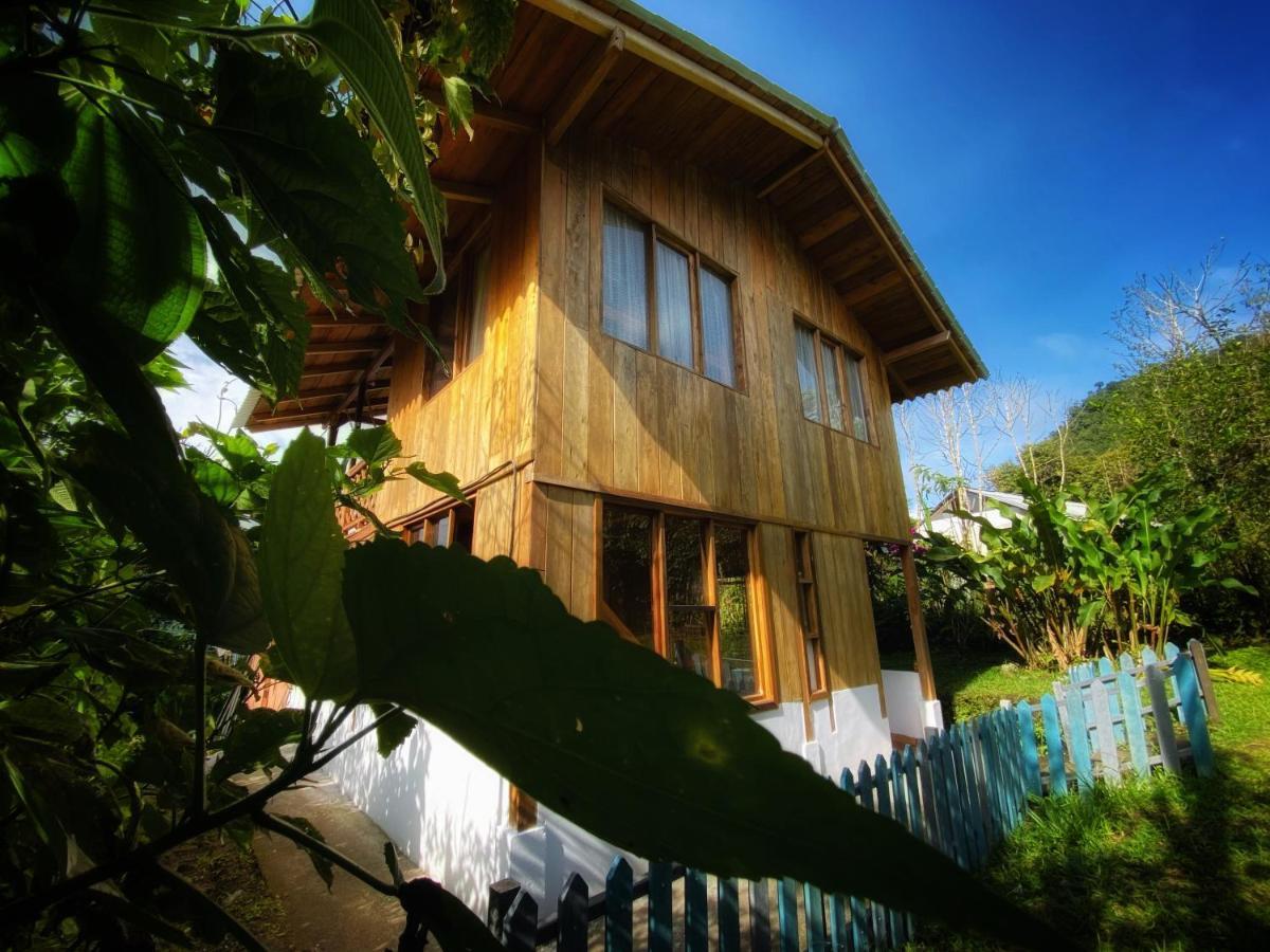 Inti Mindo Hostel Exteriér fotografie