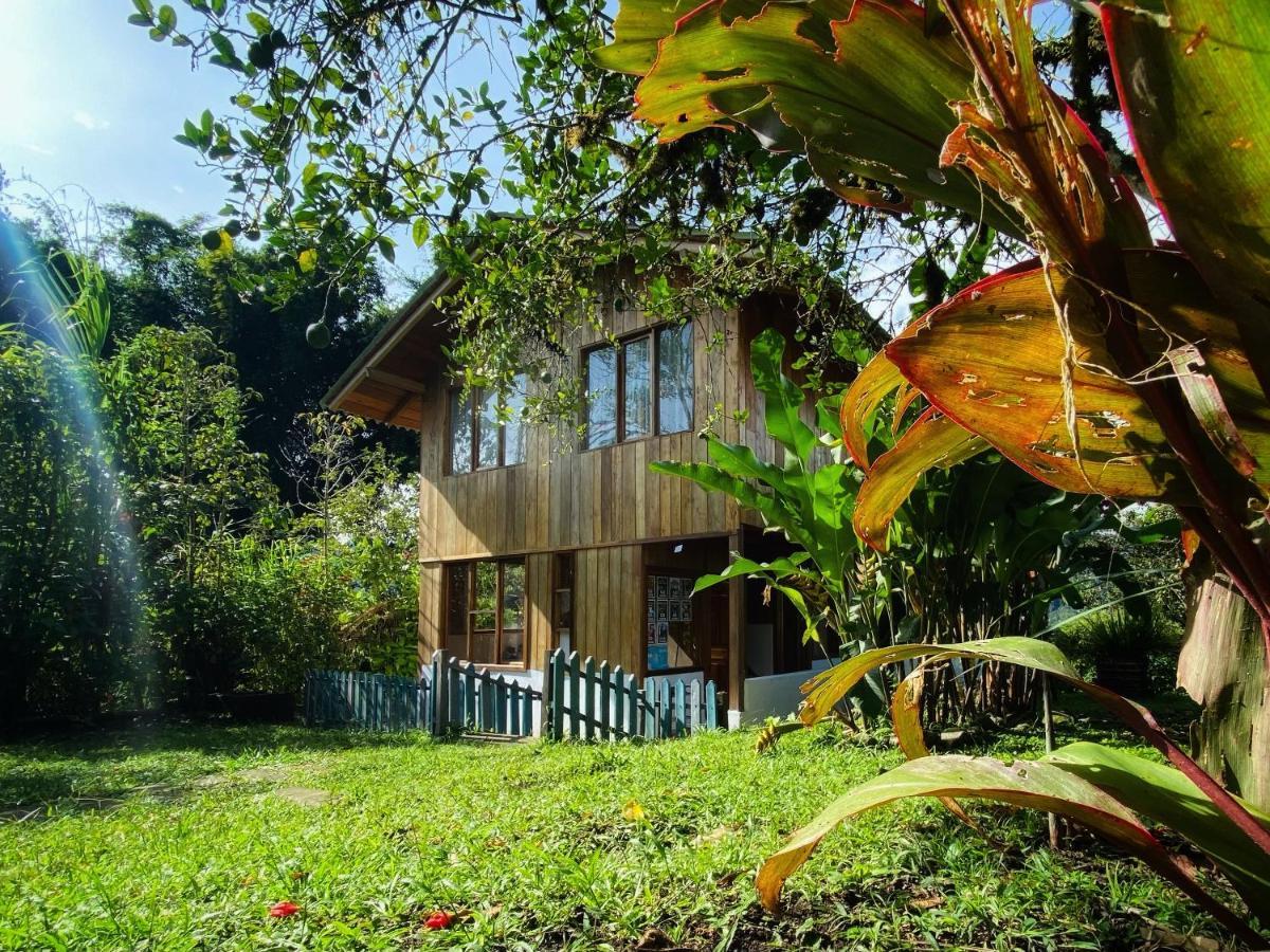 Inti Mindo Hostel Exteriér fotografie